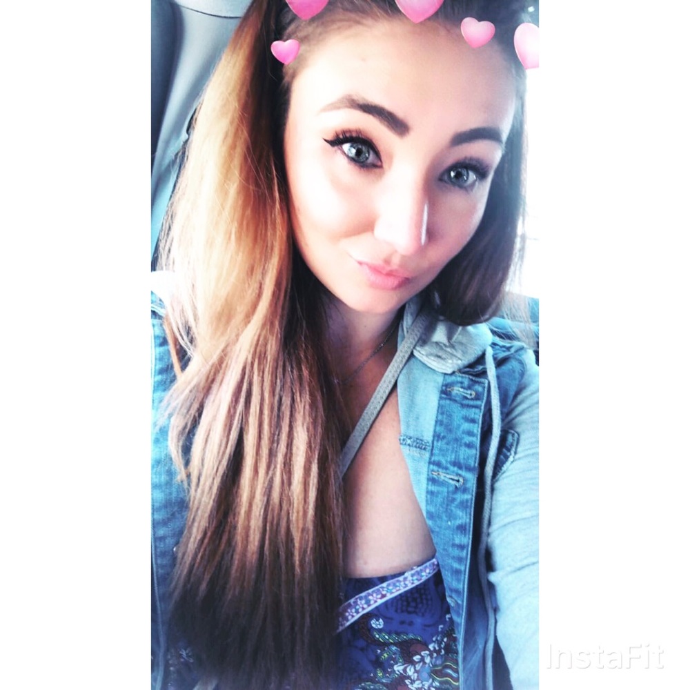 Meet your Posher, Kaitlyn